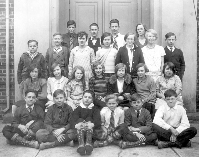 7th grade Whitehall students - 1929-30